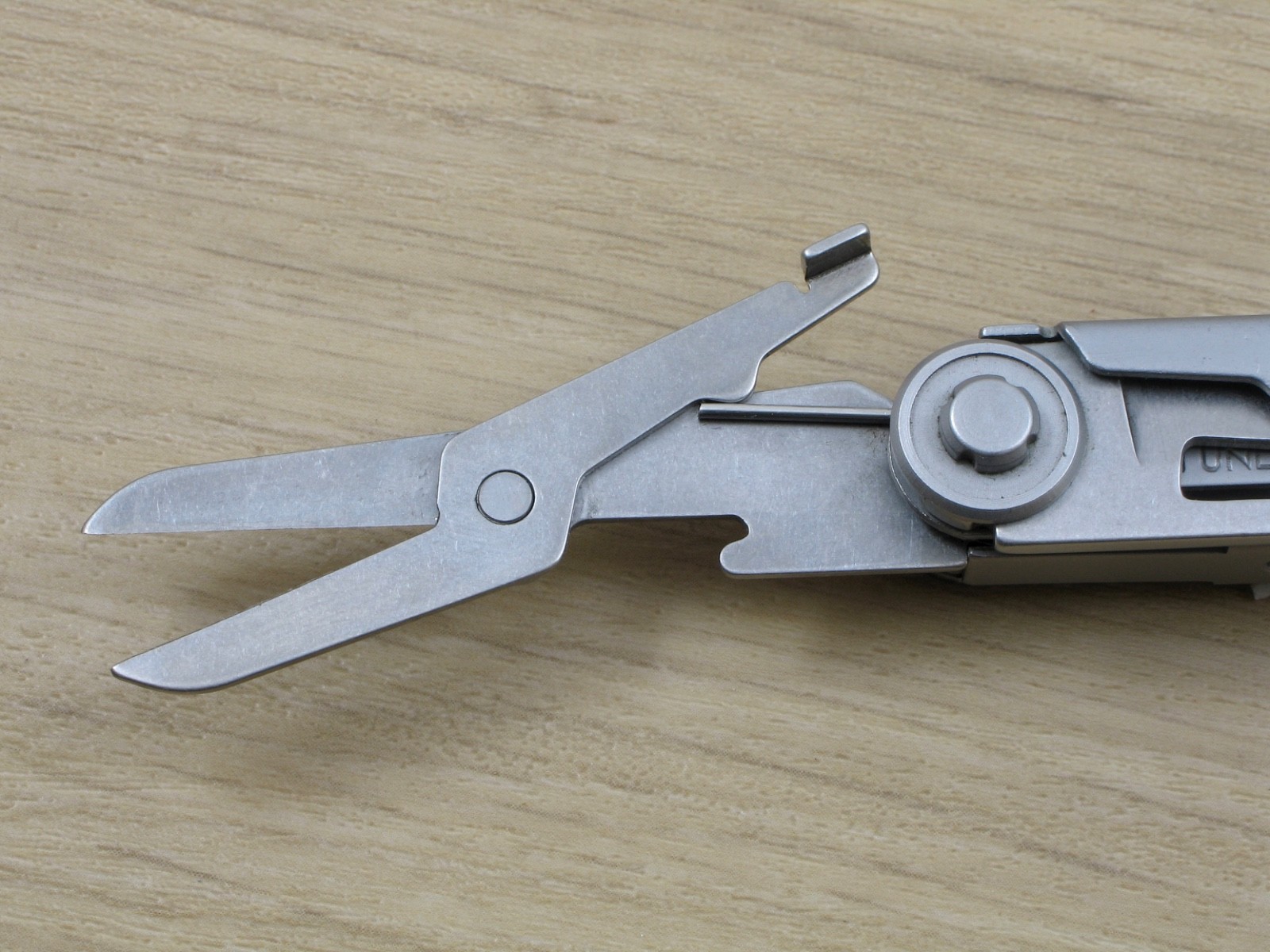 Gerber Armbar Drive Onyx Multi-Tool, Knife, Bit Driver, Scissors - Excellent