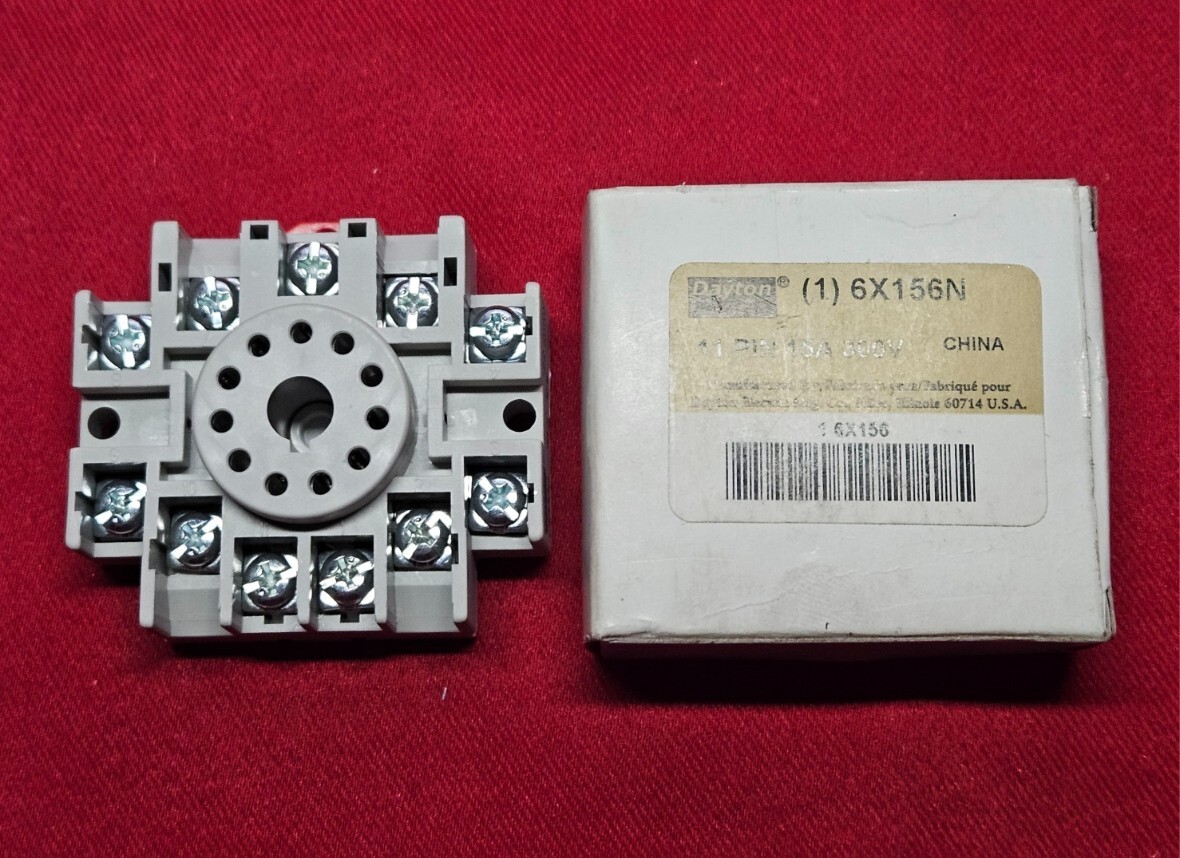 Dayton 6X156N Relay Socket 11-Pin 15A 300V or 5A 600V - NEW In Box