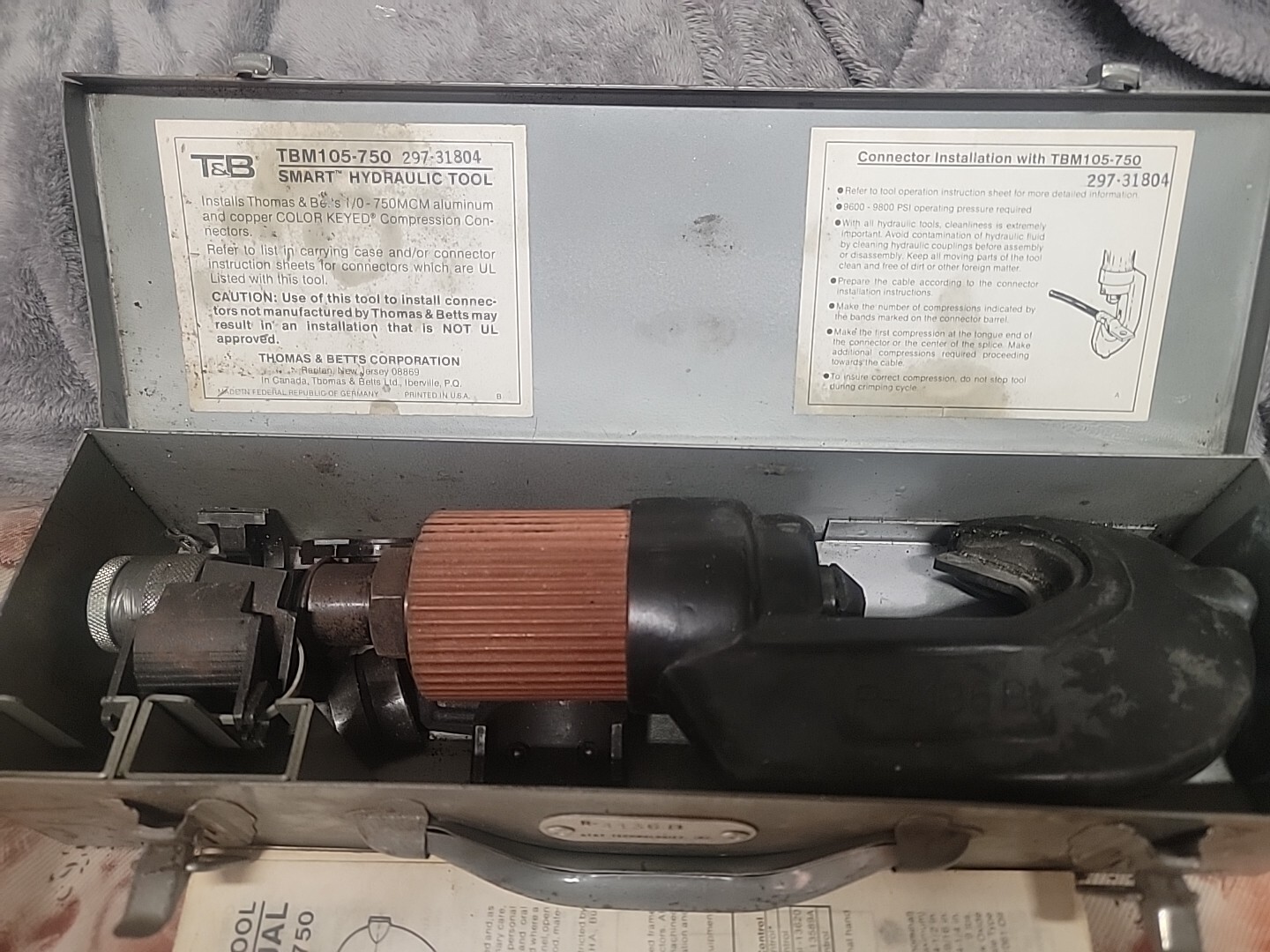 Thomas & Betts TBM105-750 Smart Hydraulic Crimping Tool