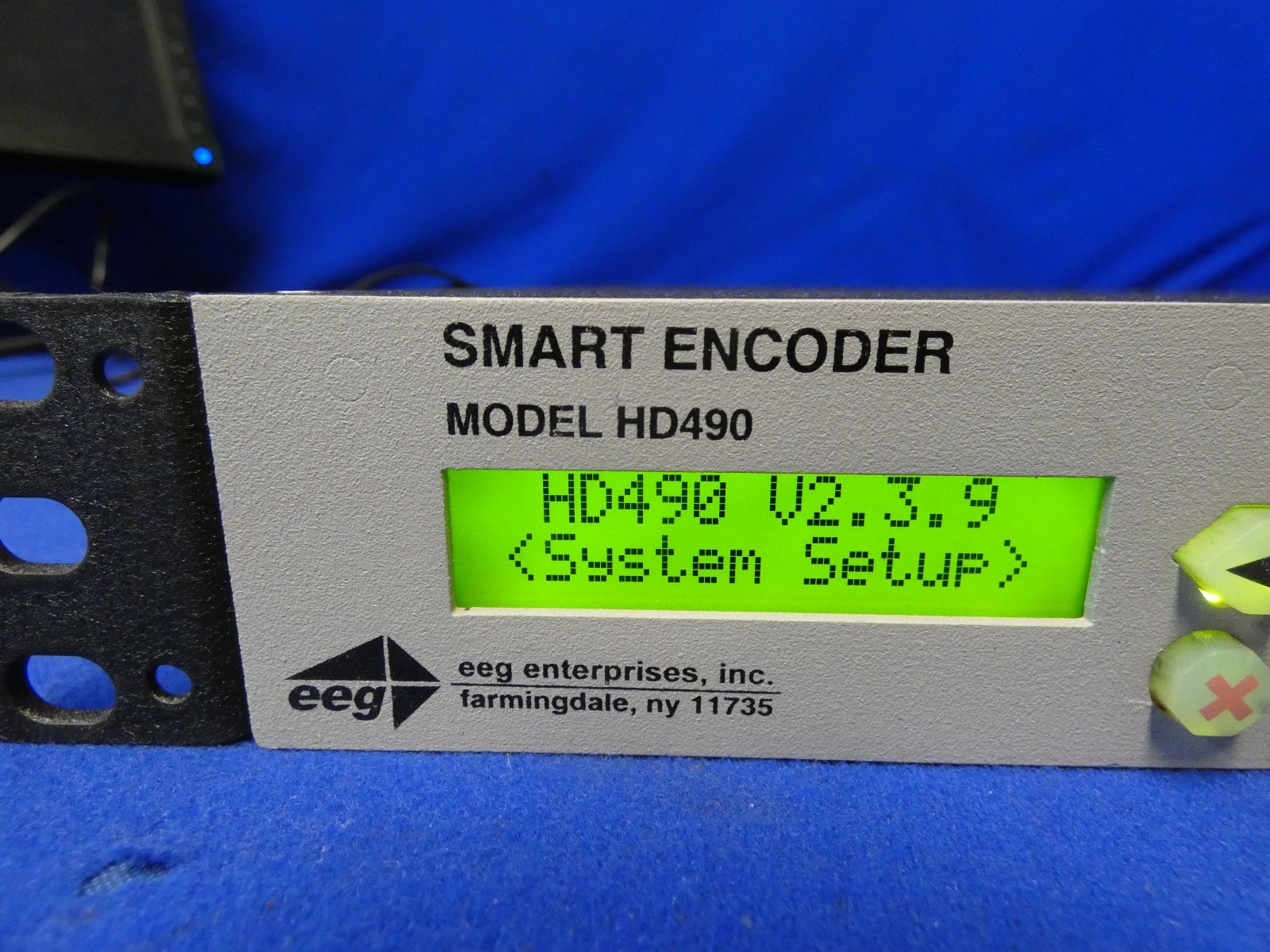 EEG HD490 Smart Encoder Closed Captioning Solution (Powers on NO Login Info)