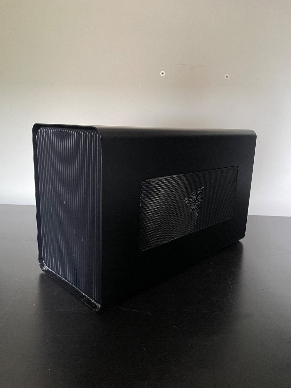 Razer RC21-01310100-R3U1 Core X Thunderbolt 3 Graphics Expansion Chassis