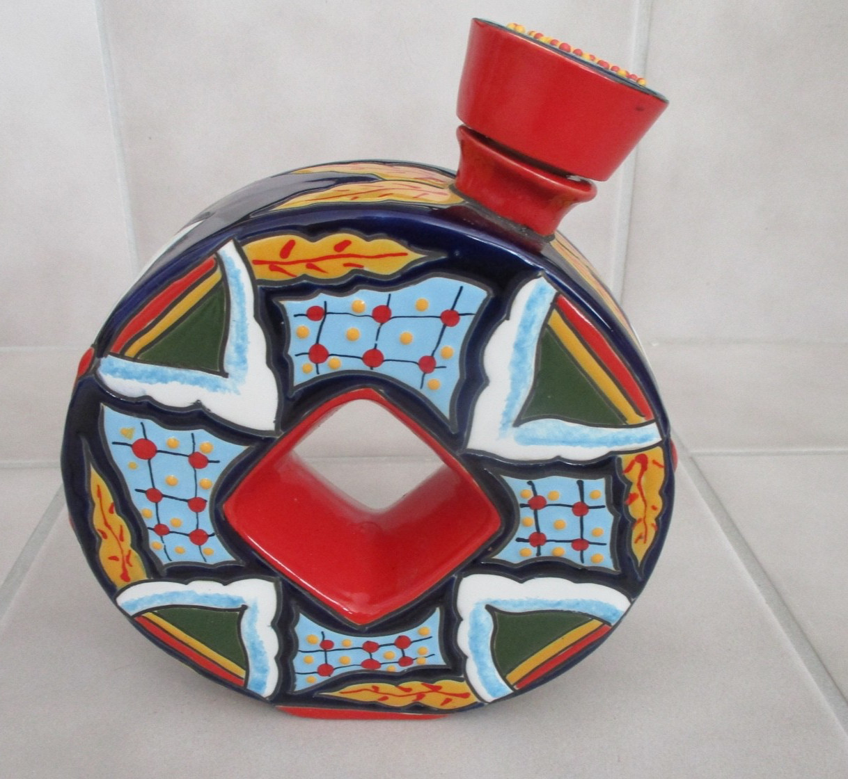 Pintoresco Tequila Extra Anejo 750 ml. Bottle w/Lid Top Empty VGC