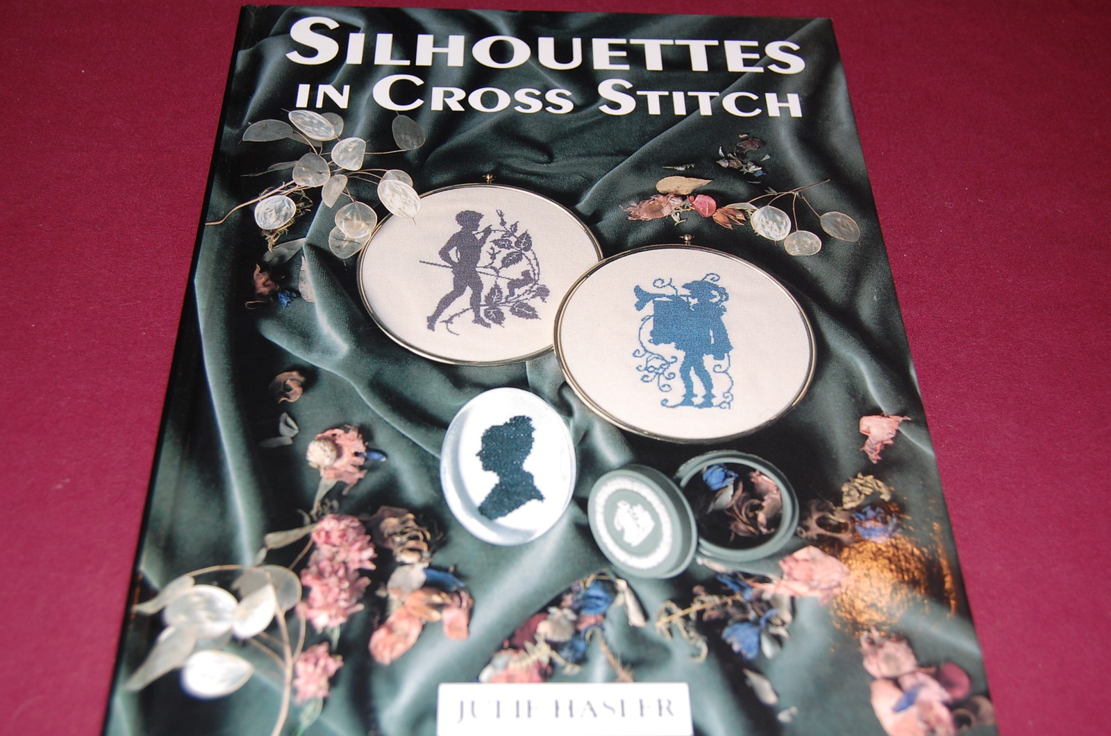 Silhouettes In Cross Stitch by Julie Hasler - Hardcover - NEW