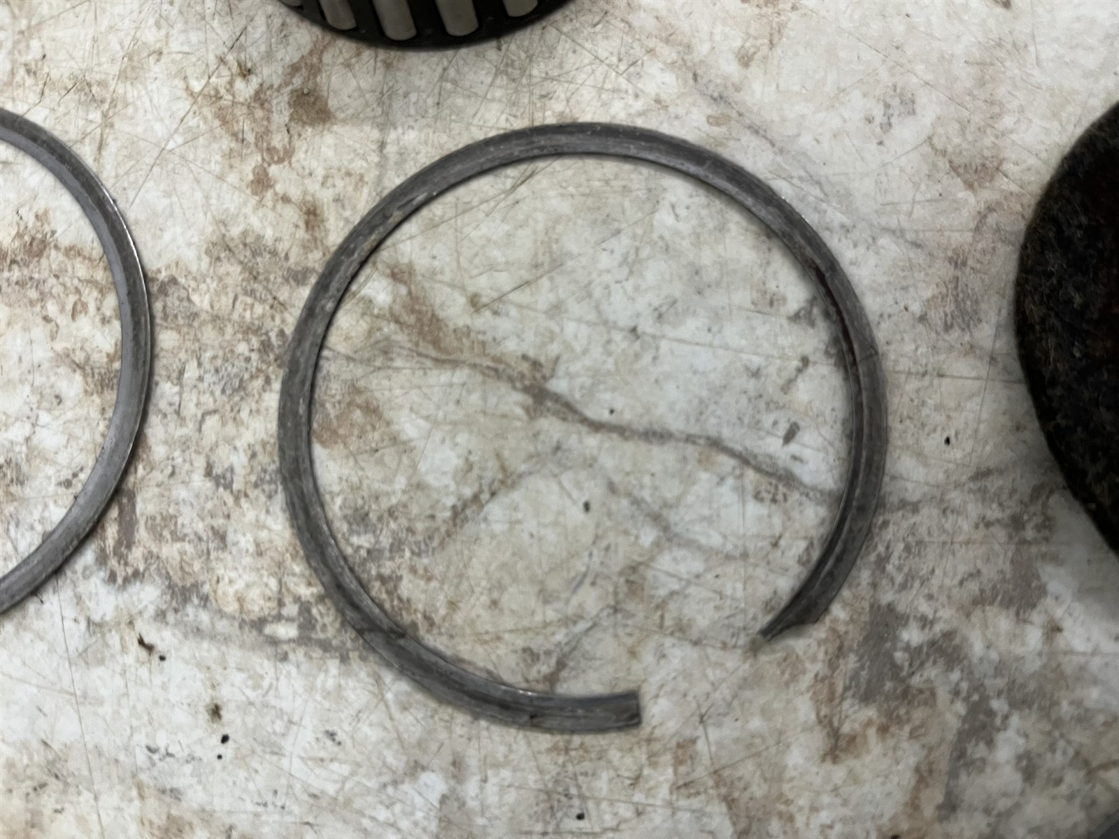 Cleveland 40-86A rim hub dust seals 153-00400 153-00300 154-01300 155-00100