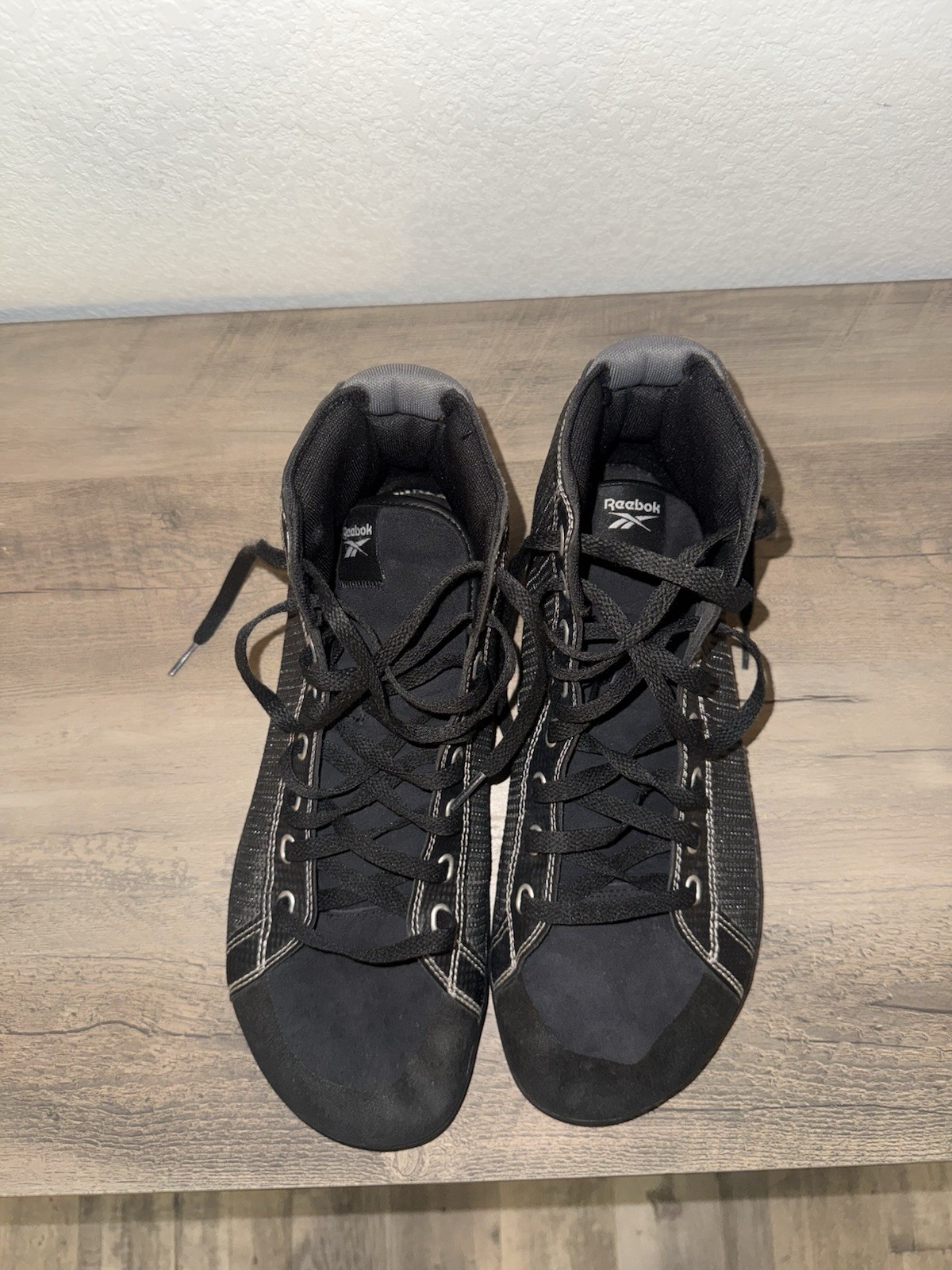 Reebok Black High-Top  Adult Unisex Athletic Footwear for Lifting