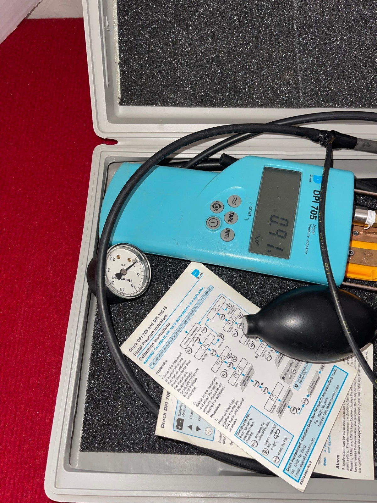 Druck DPI 705 Digital Pressure Indicator