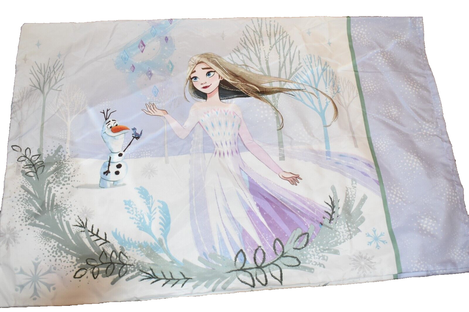 L6 NWOT Disney FROZEN Anna Elsa Olaf TODDLER Bed Microfiber Pillow Case