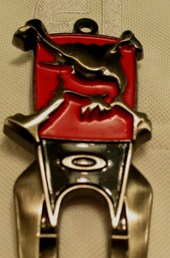 OAKLEY X METAL GOLF NEW RED DIVOT PIVOT GREENS REPAIR TOOL USE W SCOTTY CAMERON