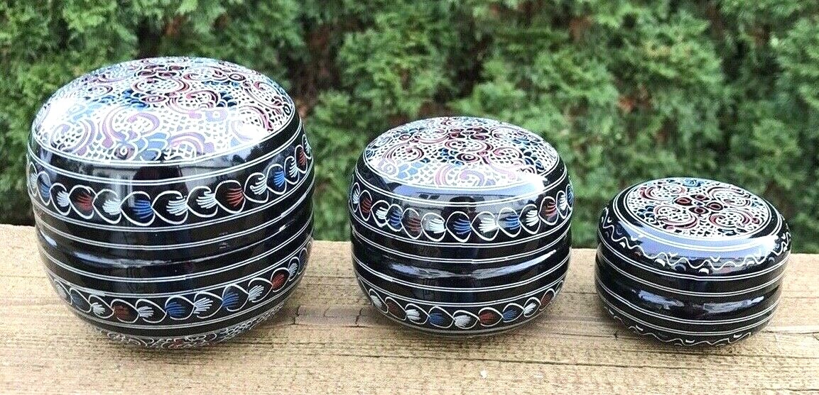 Hand Painted Lacquer Box Graduating Sizes Trinket Jewelry Treasures Box Set of 3