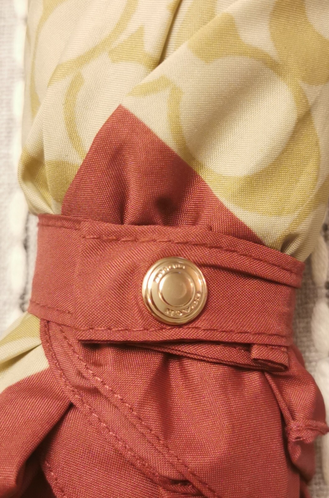 New With Tags Coach Umbrella Ivory Rouge