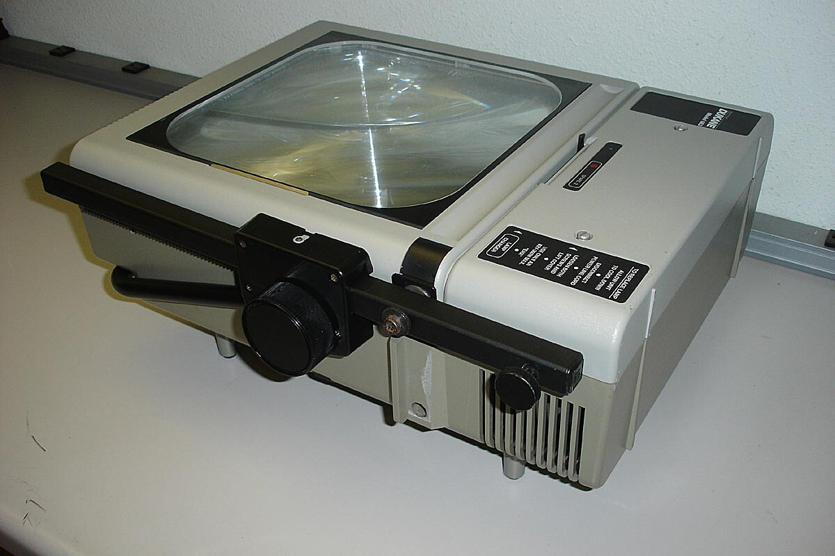 DuKane 663 Overhead Projector Mod 28A663 - 360 Watts - Excellent Condition