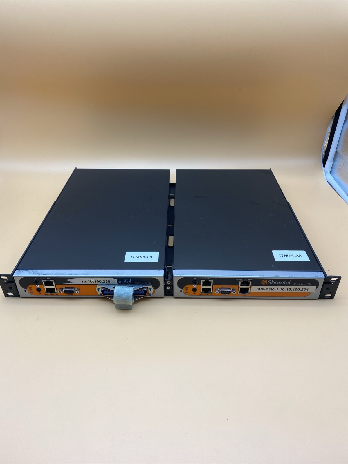 ShoreTel ShoreGear T1k Sg-T1k 600-1069-10 + SG-90 600-1042-10  W/ Rack Tray
