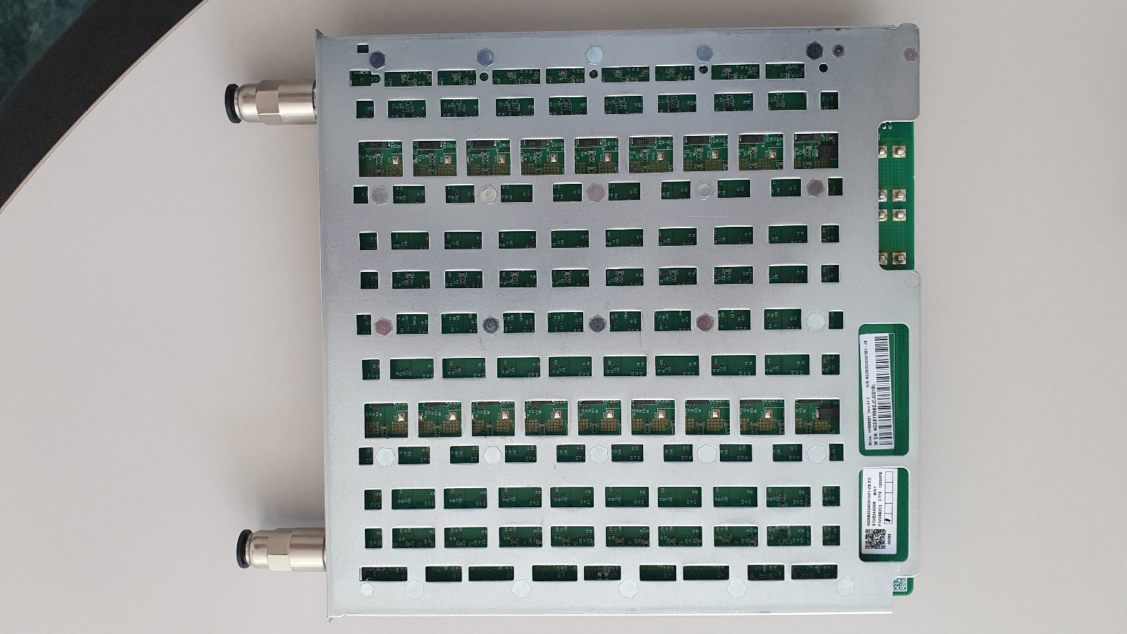 Antminer S21 Hydro 335Th