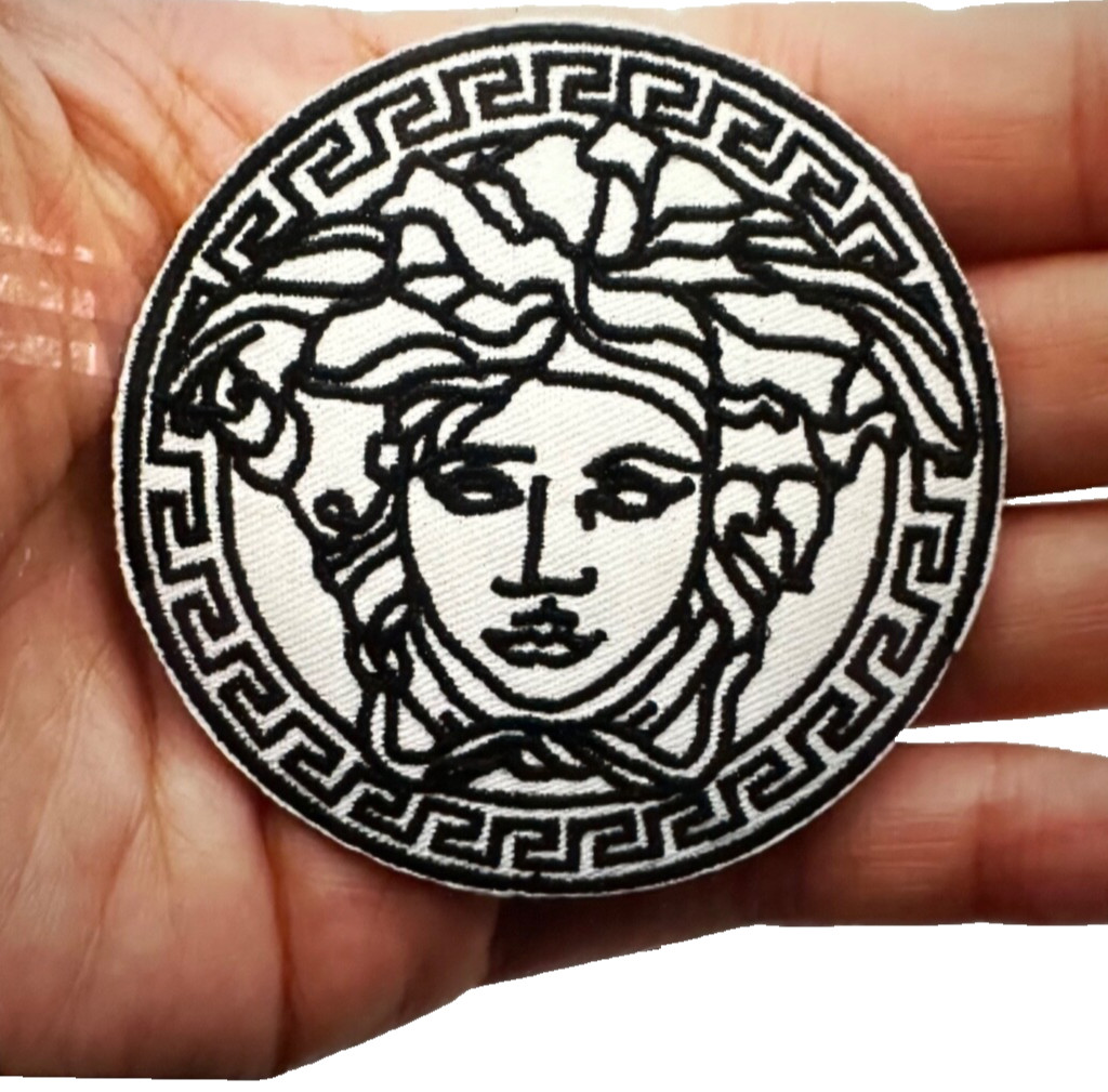 GORGEOUS FASHION DESIGN MEDUSA EMBROIDERED IRON-ON PATCH...VERY LIMITED...