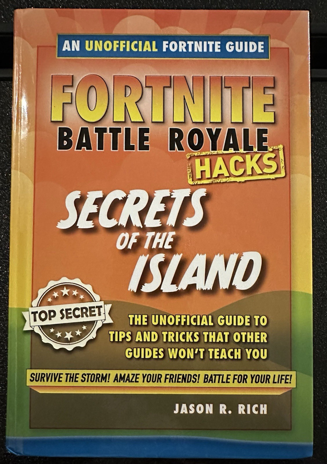 Fortnite Battle Royale Hacks Secrets Of The Island Video Game Strategy Guide