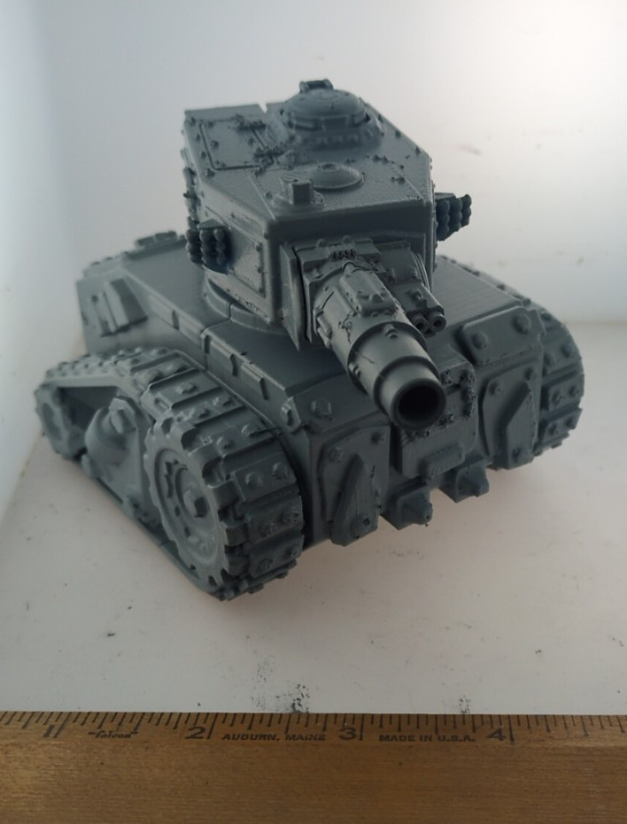 Grimdark ork heavy tank F conqueror Wargaming Miniature