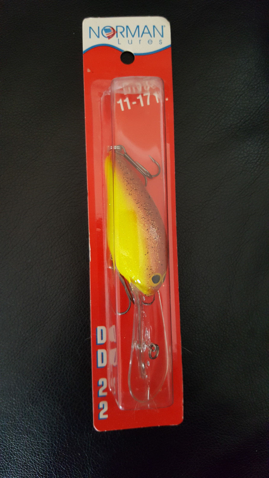 Norman Lures  DD22  3" Dives 11-17 feet 5/8oz 145 Brown/CH/Orange