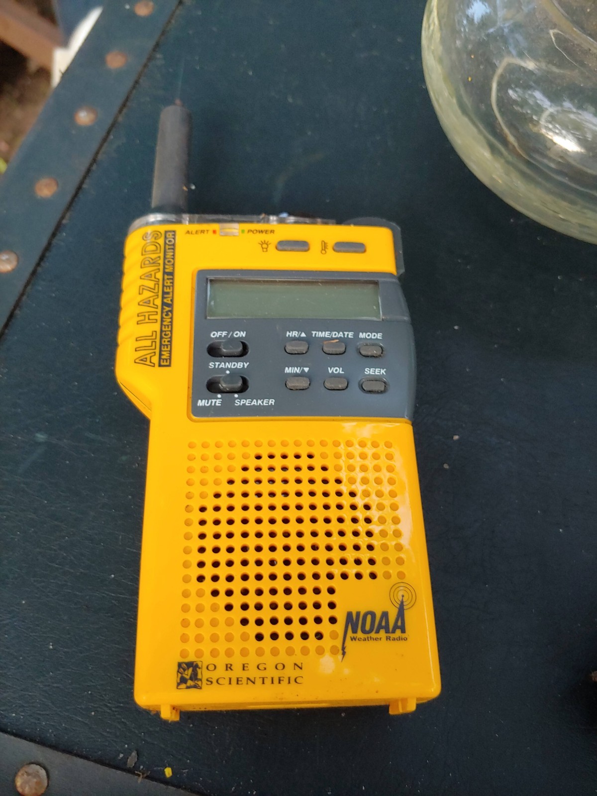 Oregon Scientific Radio NOAA All Hazard Emergency Alert Monitor WR 8000