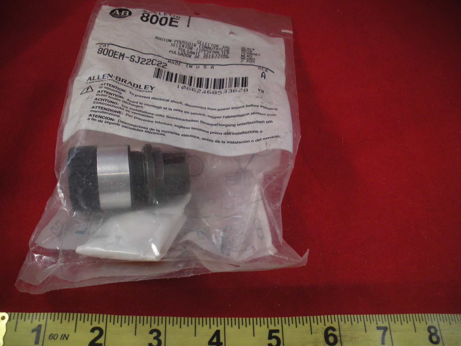 Allen Bradley 800EM-SJ22C22 Ser A Black Selector Jog Switch 2 Position Nib New