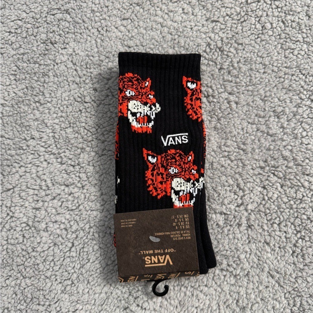 Vans Crew Socks Mens Womens 6.5-9 Black Orange Tiger Animal Casual Athletic New