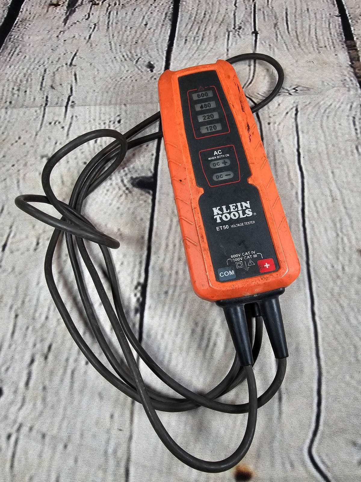 Klein Tools ET50 Electronic Voltage Tester AC DC 120V-600V Probes Tested Works