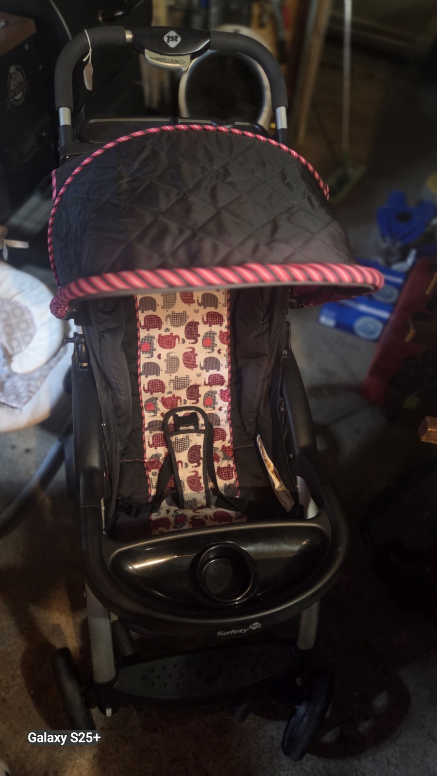 Safety 1st Single Stroller Black/Pink Canopy Hood Cup Holder Storage Basket