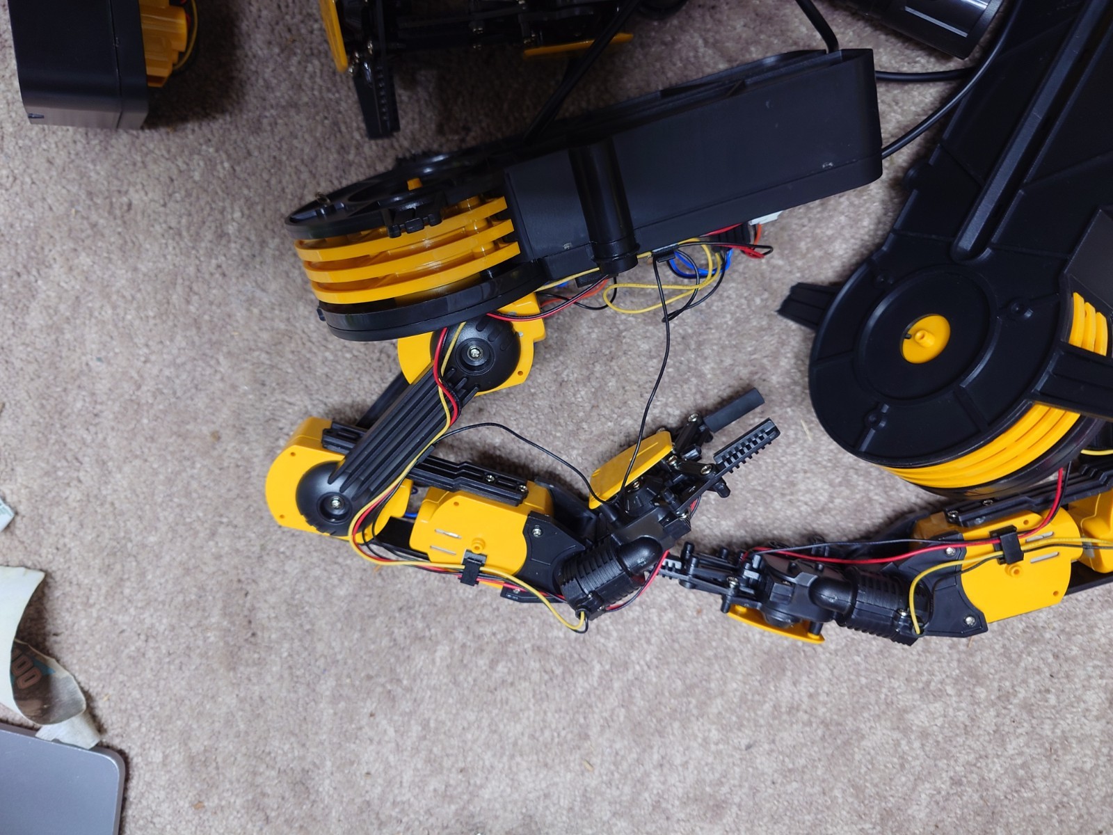 4 Set Robotic Robot Arm Kit Clamp Set Educational Robotics Untested As Is