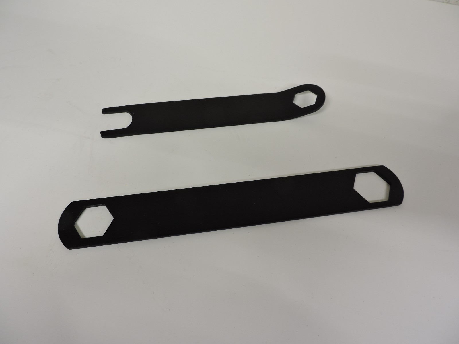 RYOBI BT3000/3100 TABLE SAW BLADE WRENCHES