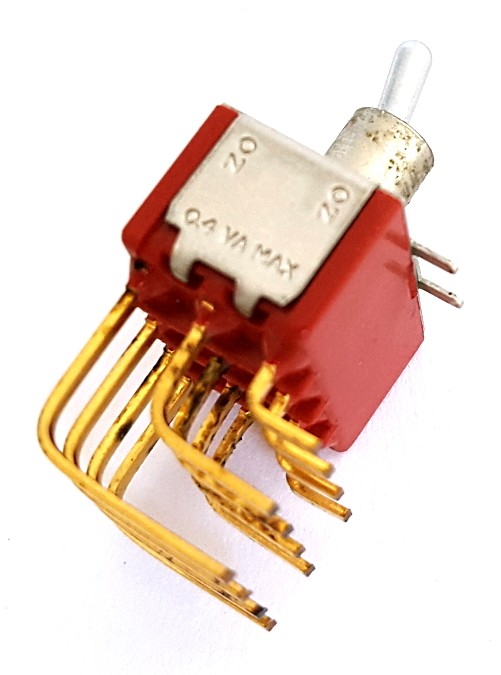 7401MD9AV2BE C AND K MINIATURE TOGGLE SWITCHES, VERTICAL RIGHT ANGLE