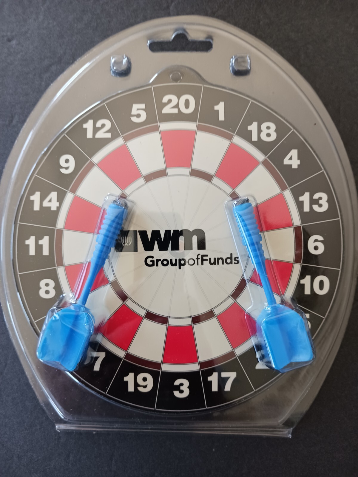 WM Group of Funds Magnetic Dartboard 2 Flat Magnetic Tipped Darts