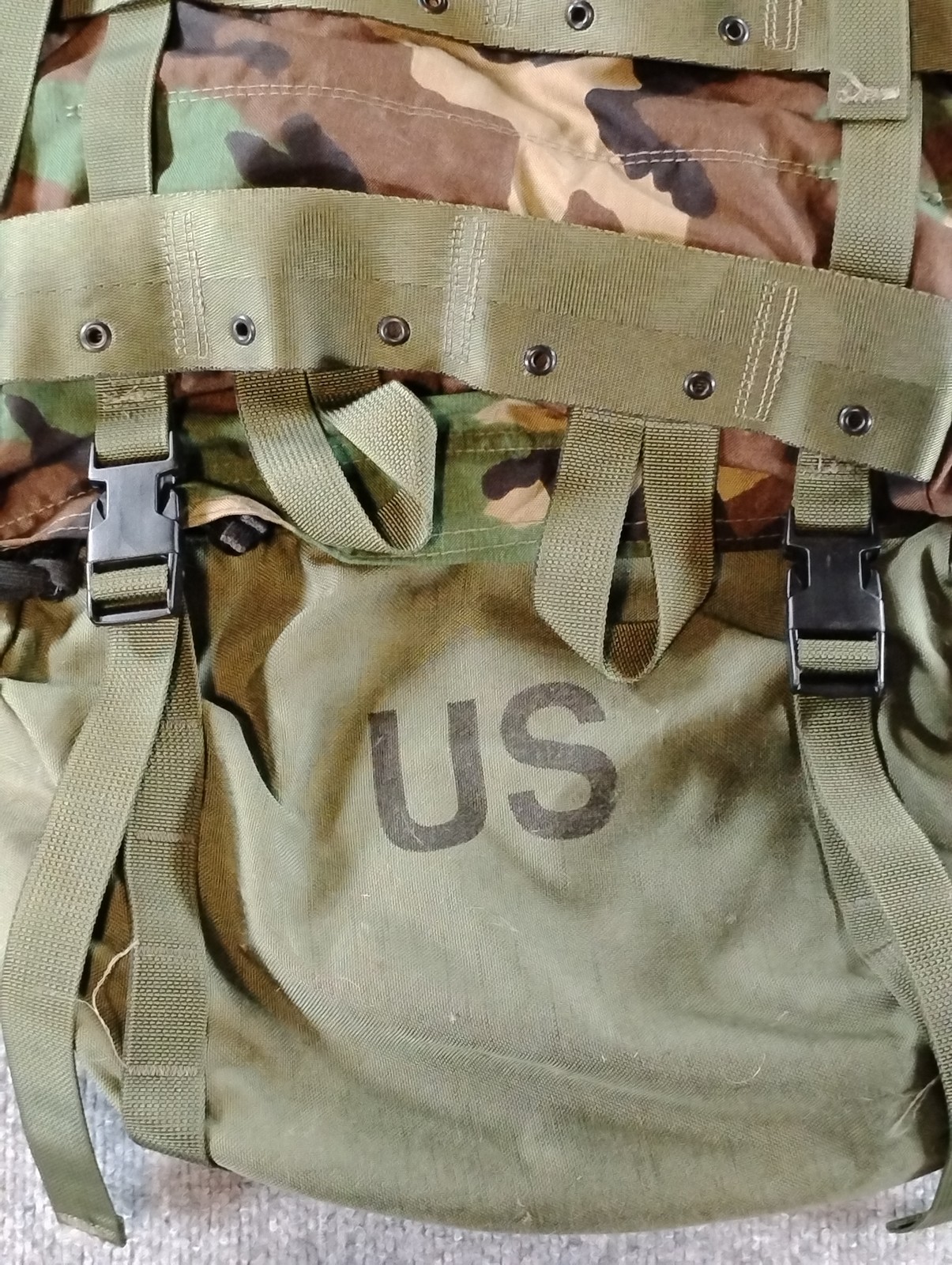 Specialty Defense Systems Large Field Pack Internal Frame Tactical Rucksack Bag