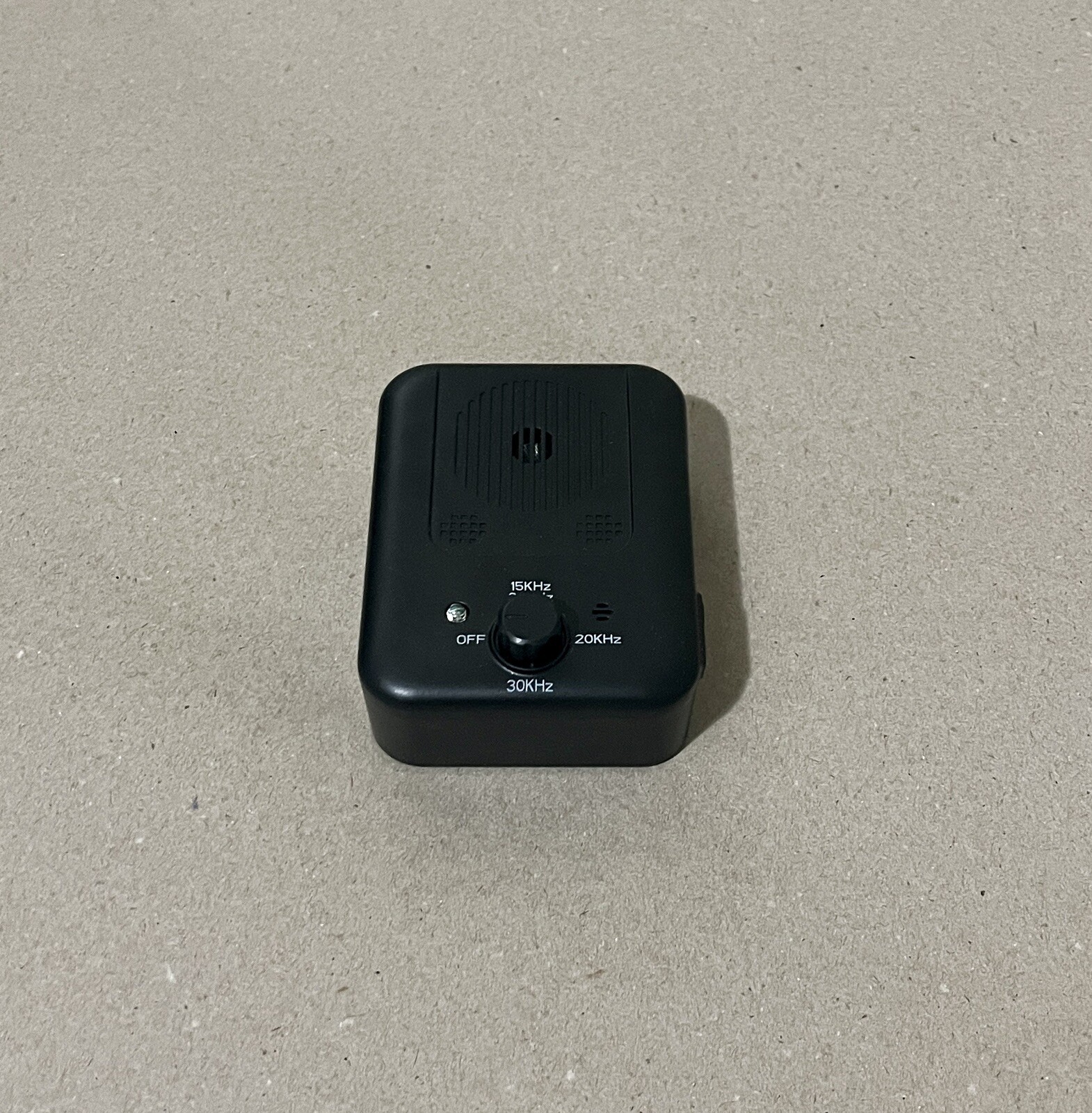Anti Barking Device, 3 Adjustable Sensitivity and Frequency Levels