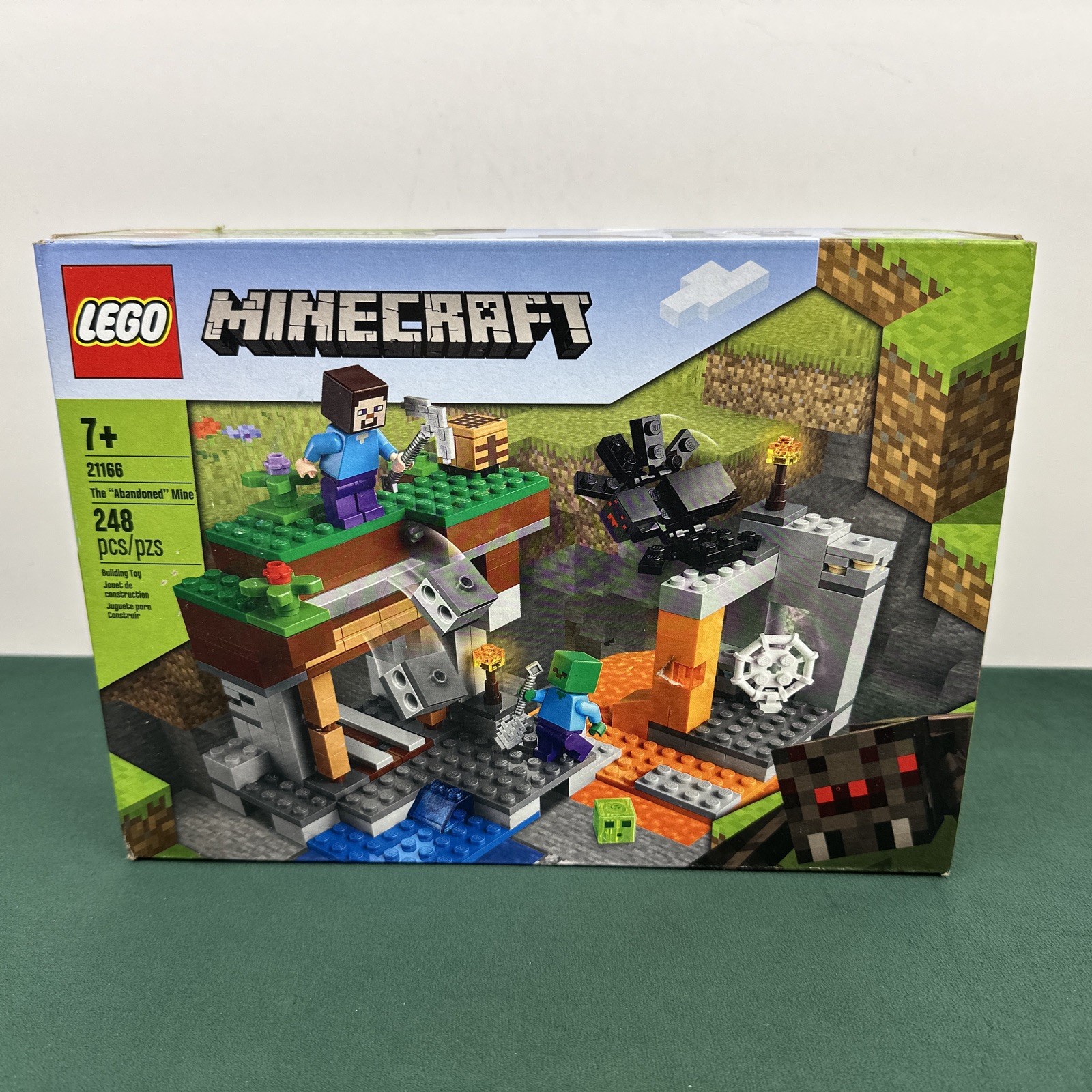 LEGO 21166 Minecraft The ABANDONED MINE New Sealed Box