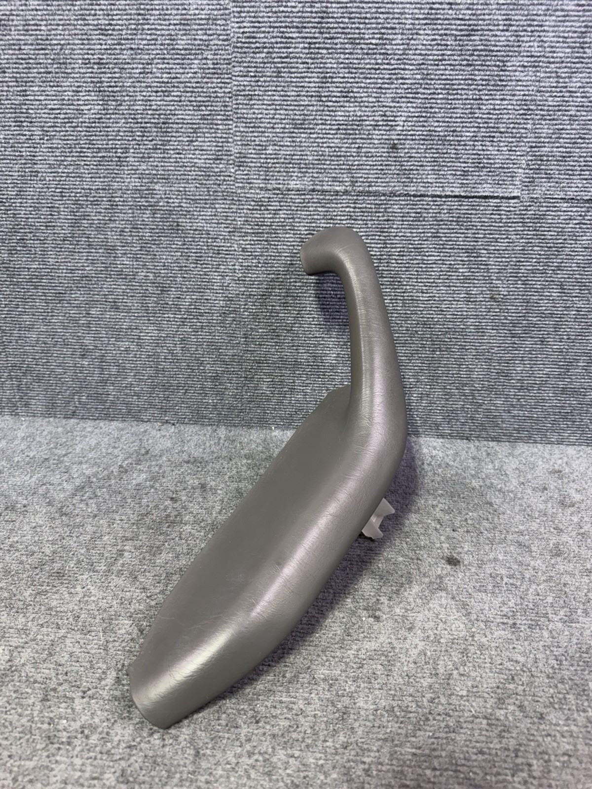 2001-2007 Toyota Sequoia Tundra Driver Door Left Handle Armrest Arm Rest Gray