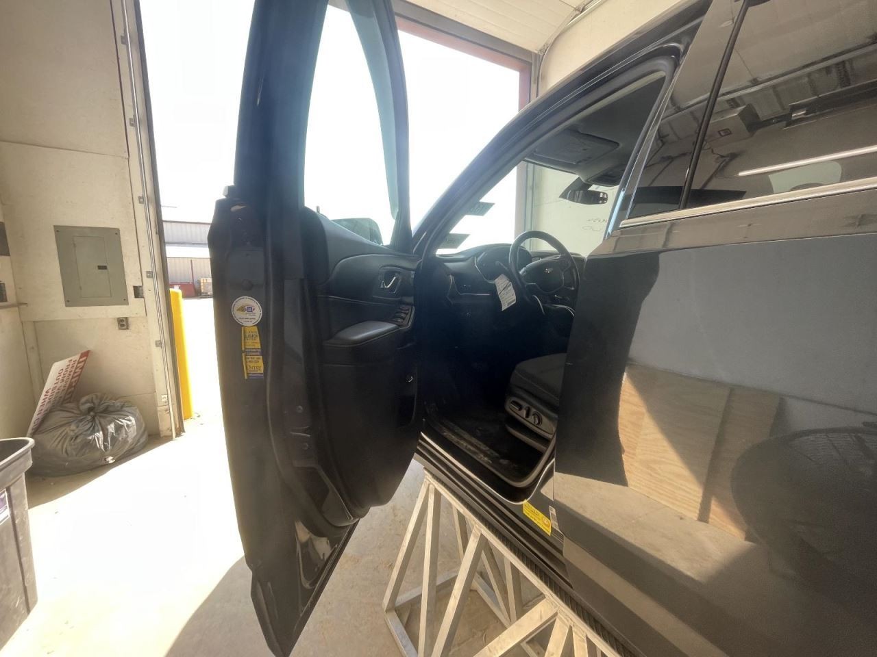 TRAVERSE 2019 Air Shutter 1061607