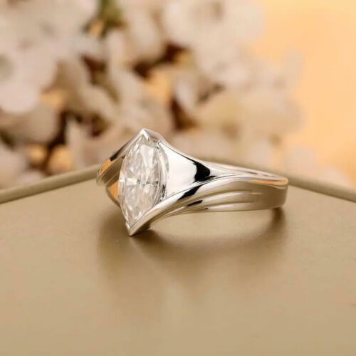 White Diamond 2.60 Ct Marquise Cut Lab-Created Wedding Ring 925 Sterling Silver