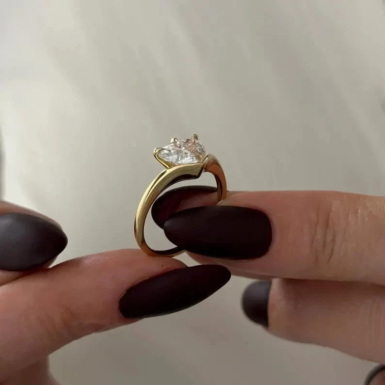Moissanite 3.30 Ct Heart Cut Prong Setting Engagement Wedding Ring