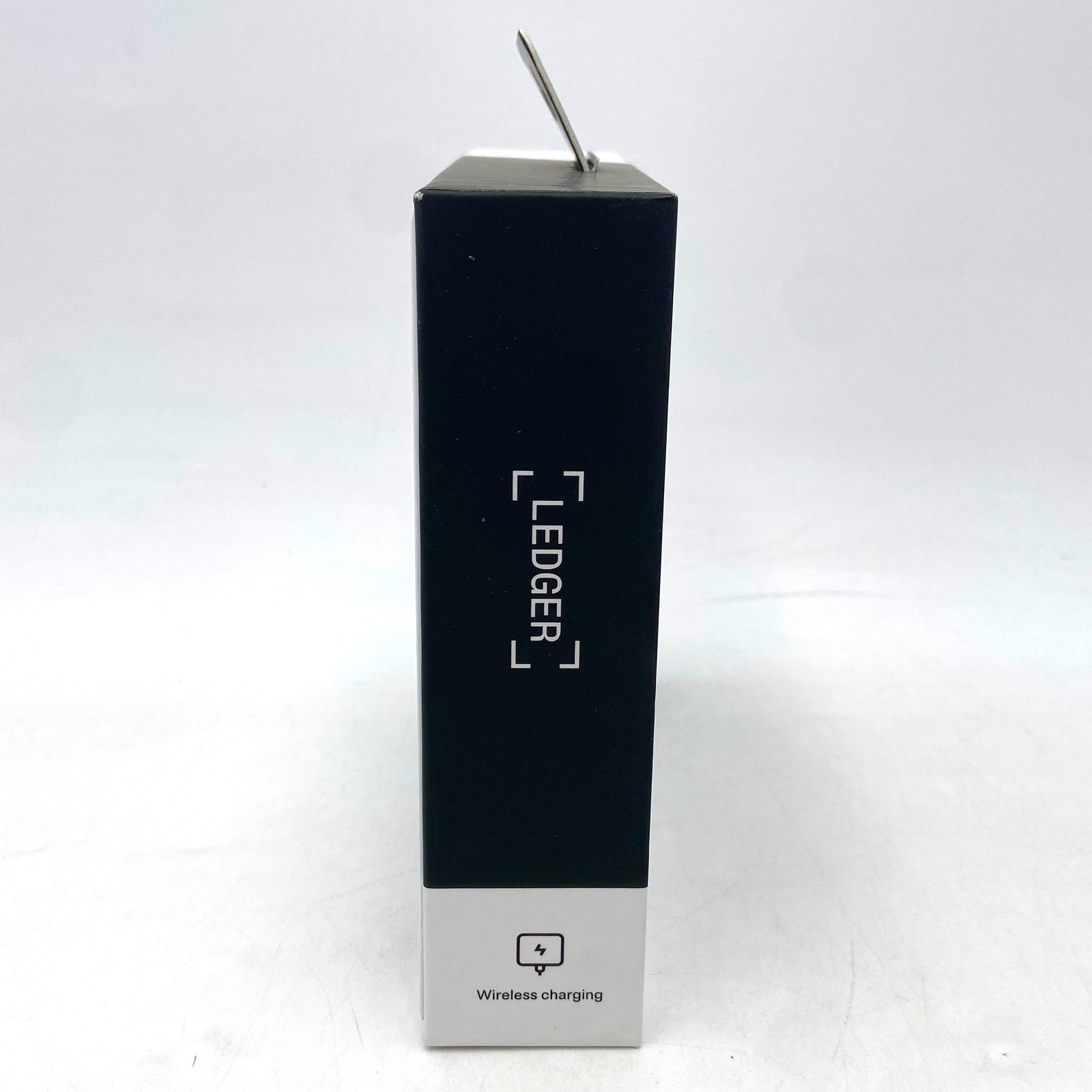 Ledger - Stax Crypto Hardware Wallet with Folio - Curved E Ink Touch Screen