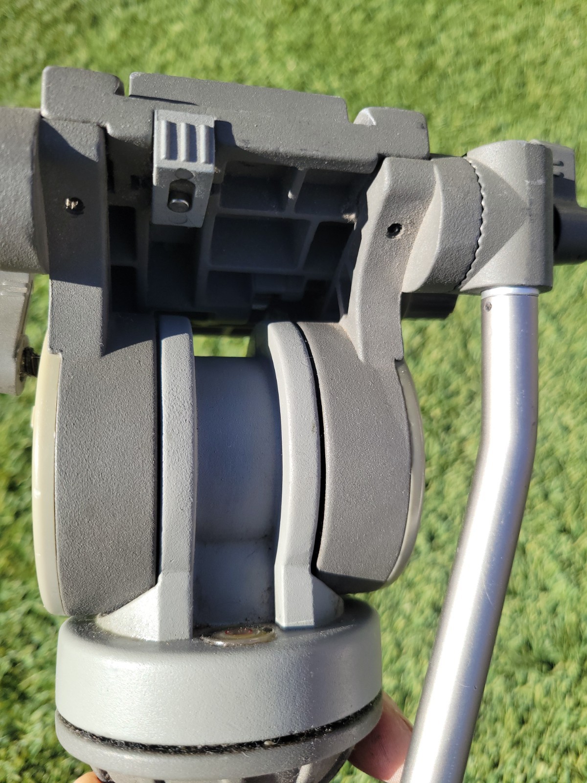 Matthews Studio Equipment M25 Tripod Head Good Working Condition Photography