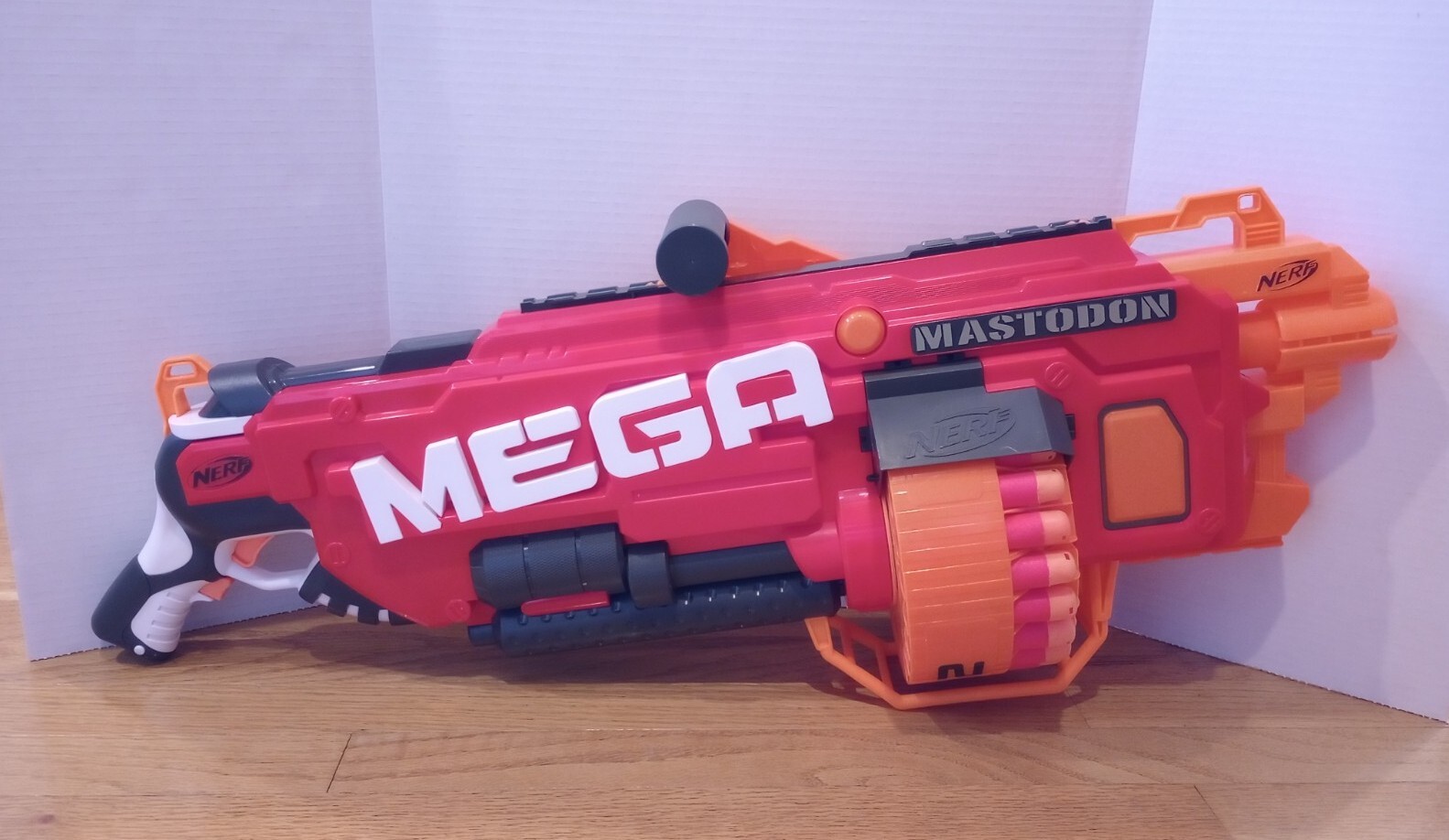 2015 NERF N-Strike Mega Mastodon Toy Gun Blaster with 24 Foam Darts Pre-owned