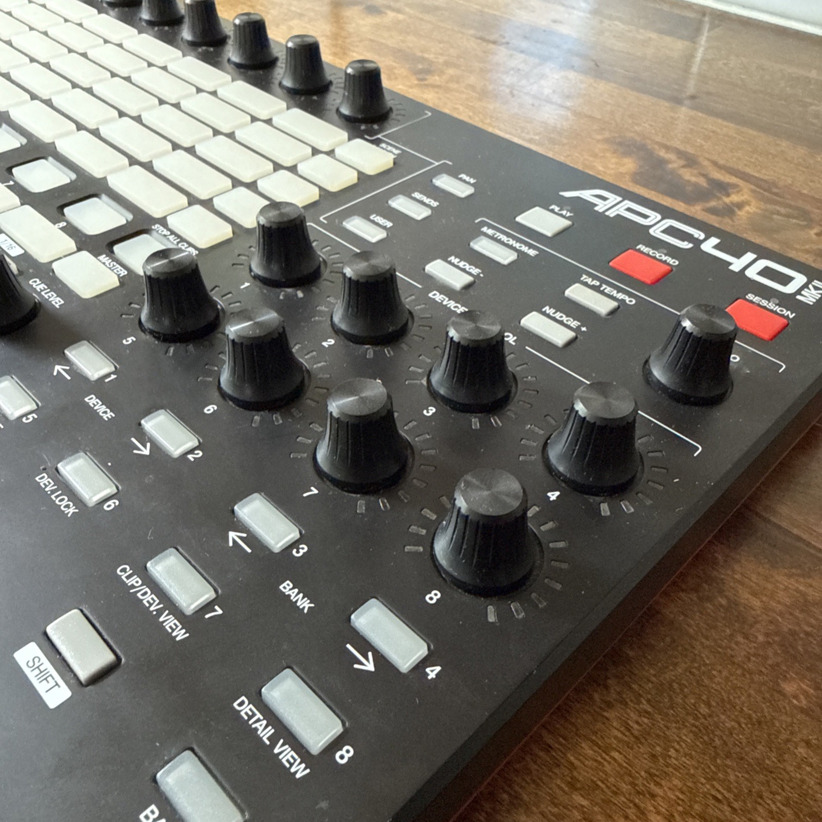 Akai Professional APC40 MKII 2 Ableton Live Performance Controller