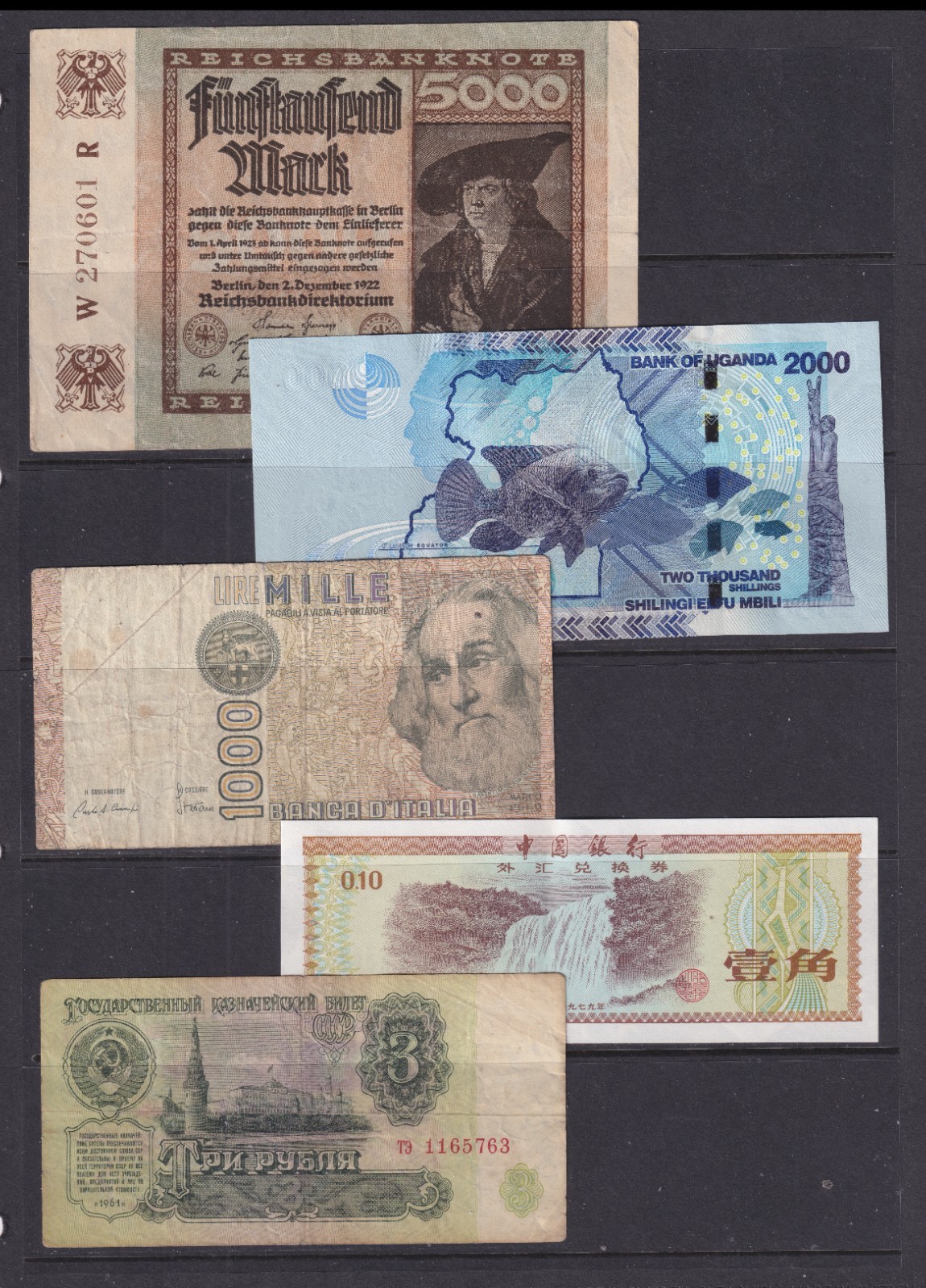 5 Worldwide Circulated Banknotes - Countries as Shown (696)