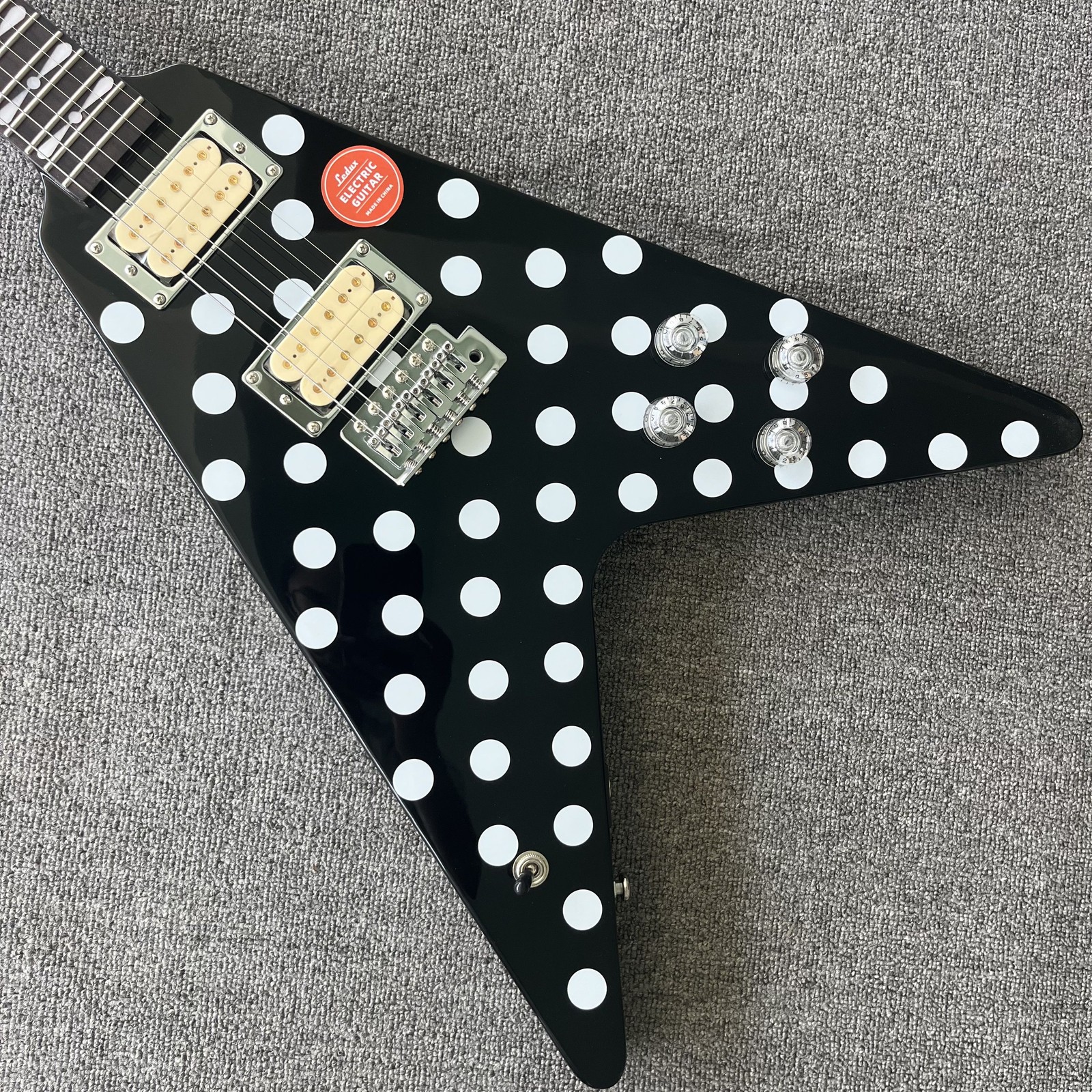 Solid Electric Guitar V Shape H-H Pickups Polka Dot Black Finish Chriome HW