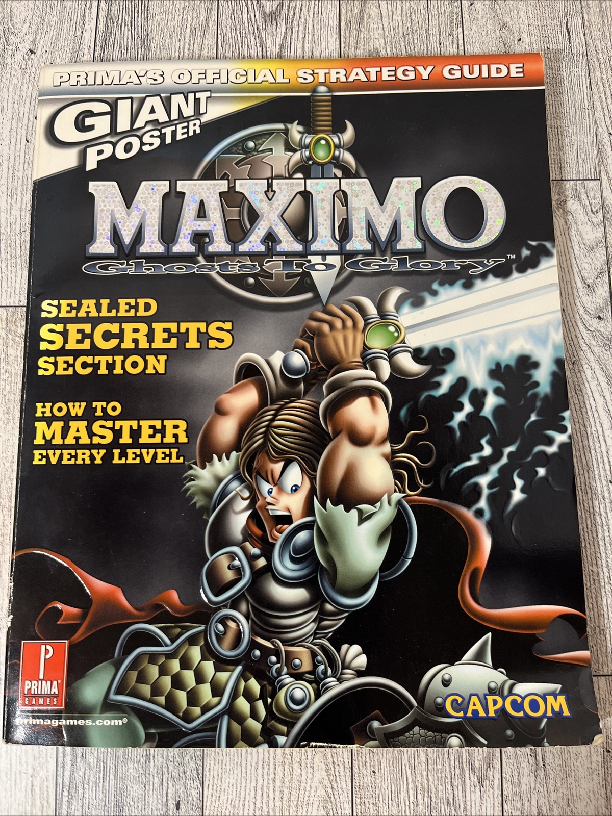 Prima 2002 Maximo: Ghosts to Glory Official Strategy Guide Capcom with Poster PB