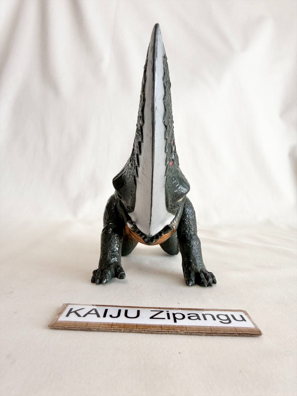 1992 Bandai 8" Guiron 1969 Figure WITH TAG Gamera Series Daiei Showa Godzila