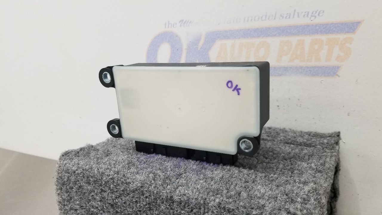 15 CHEVY SILVERADO 2500 SRS BAG MODULE 13592880