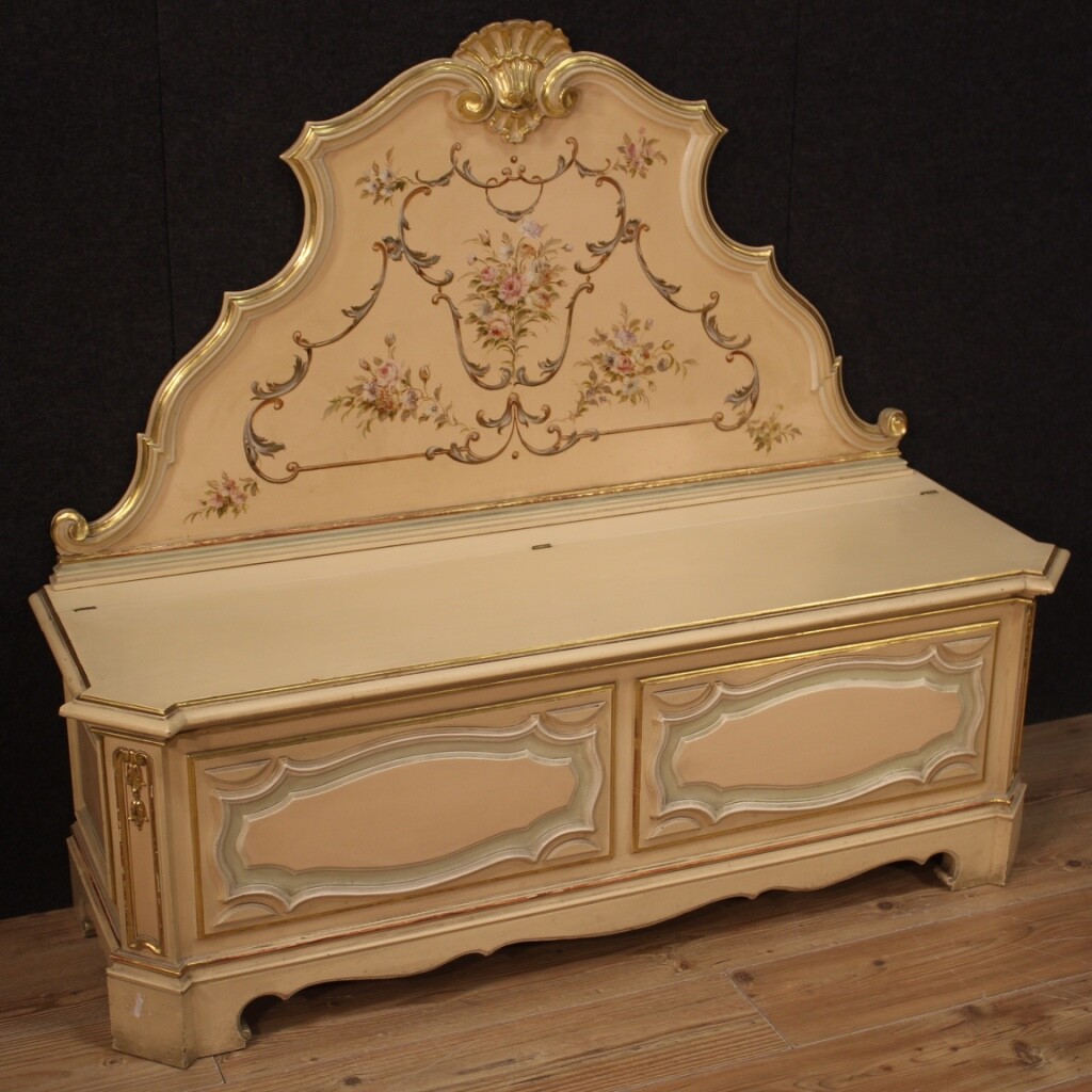 Venetian chest in lacquered wood antique style furniture 900 bench 20th century