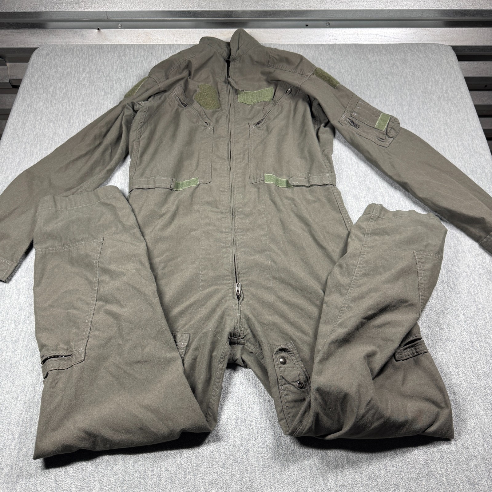 Carter Industries Coveralls Unisex 42L Sage Green CWU-27/P Flight Suit Aramid