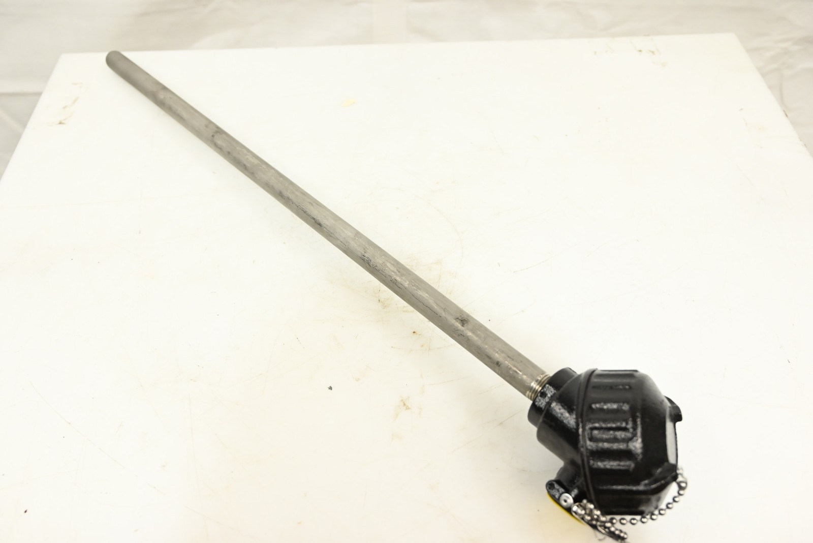 Cleveland Electric NMA-R-24-1-B-0-A8-3-0-C2-024-0 Thermocouple Tube