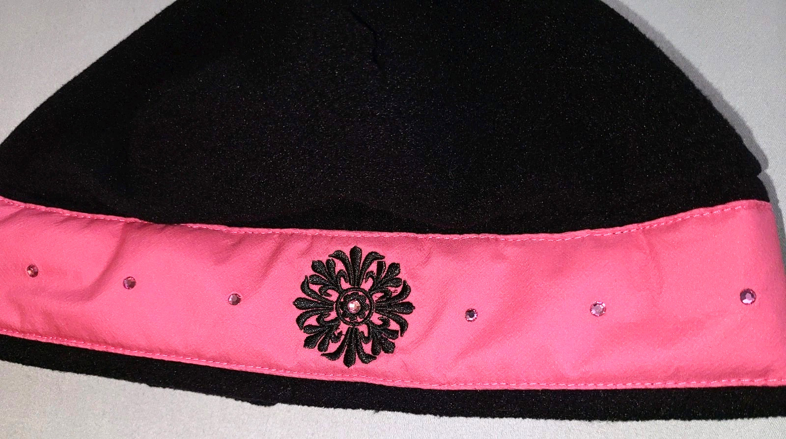 Nils Sportswear black fleece ski hat pink band embroidered snowflake rhinestones